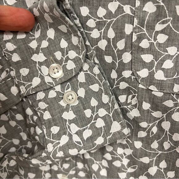 Penguin button down shirt with leaf print size XL - Picture 2 of 6